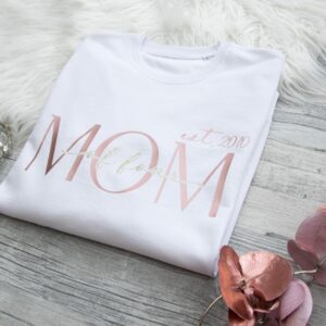 „MOM“ of Design mit Geburtsjahr | personalisiert