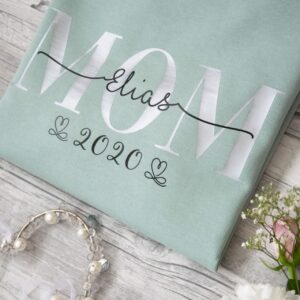 „MOM“ Design mit Geburtsjahre und Namen | personalisiert