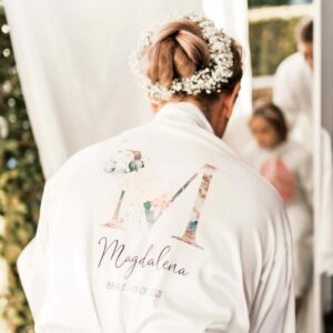 Morgenmantel Hochzeit Satin mit Spitze, Design Initial Roses- Wunschwort + Name | personalisiert